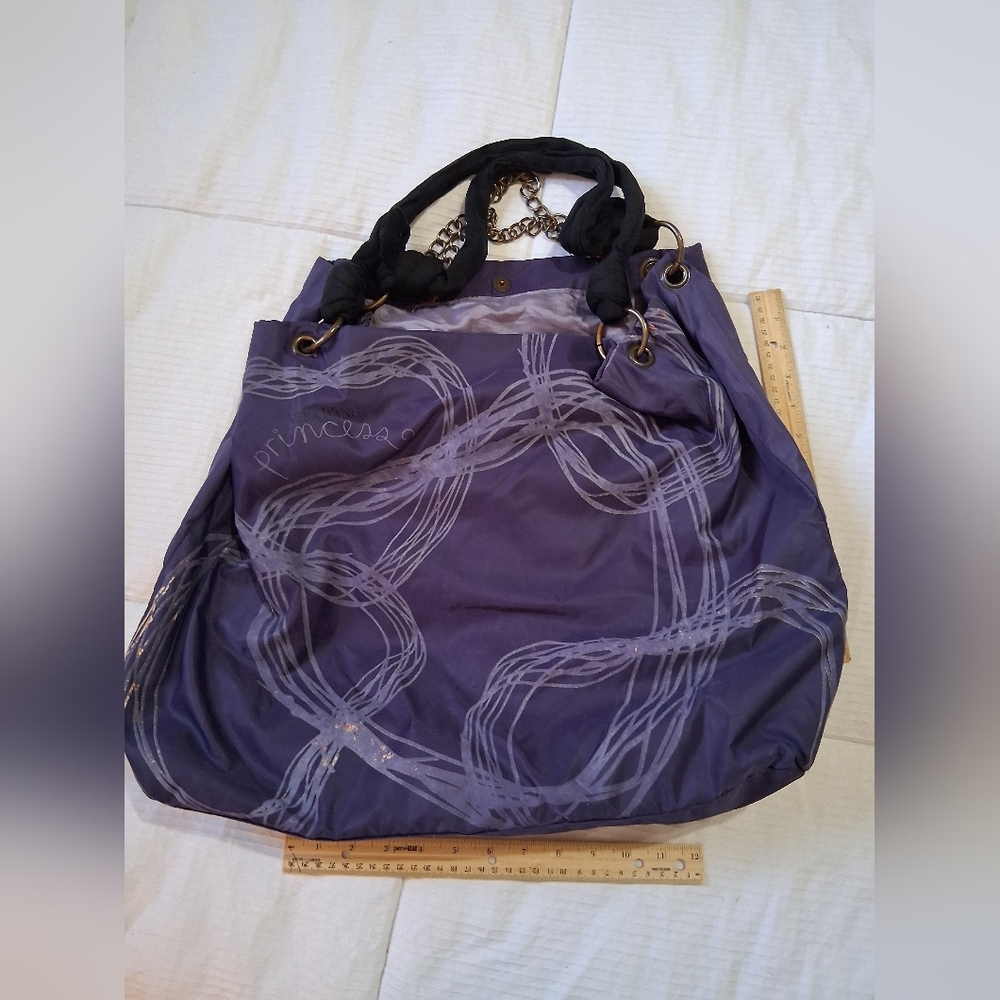Vera Wang Elegant Purple Shoulder Bag - Picture 2 of 5